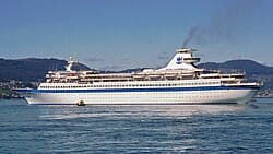 Cruise Line B cruise line