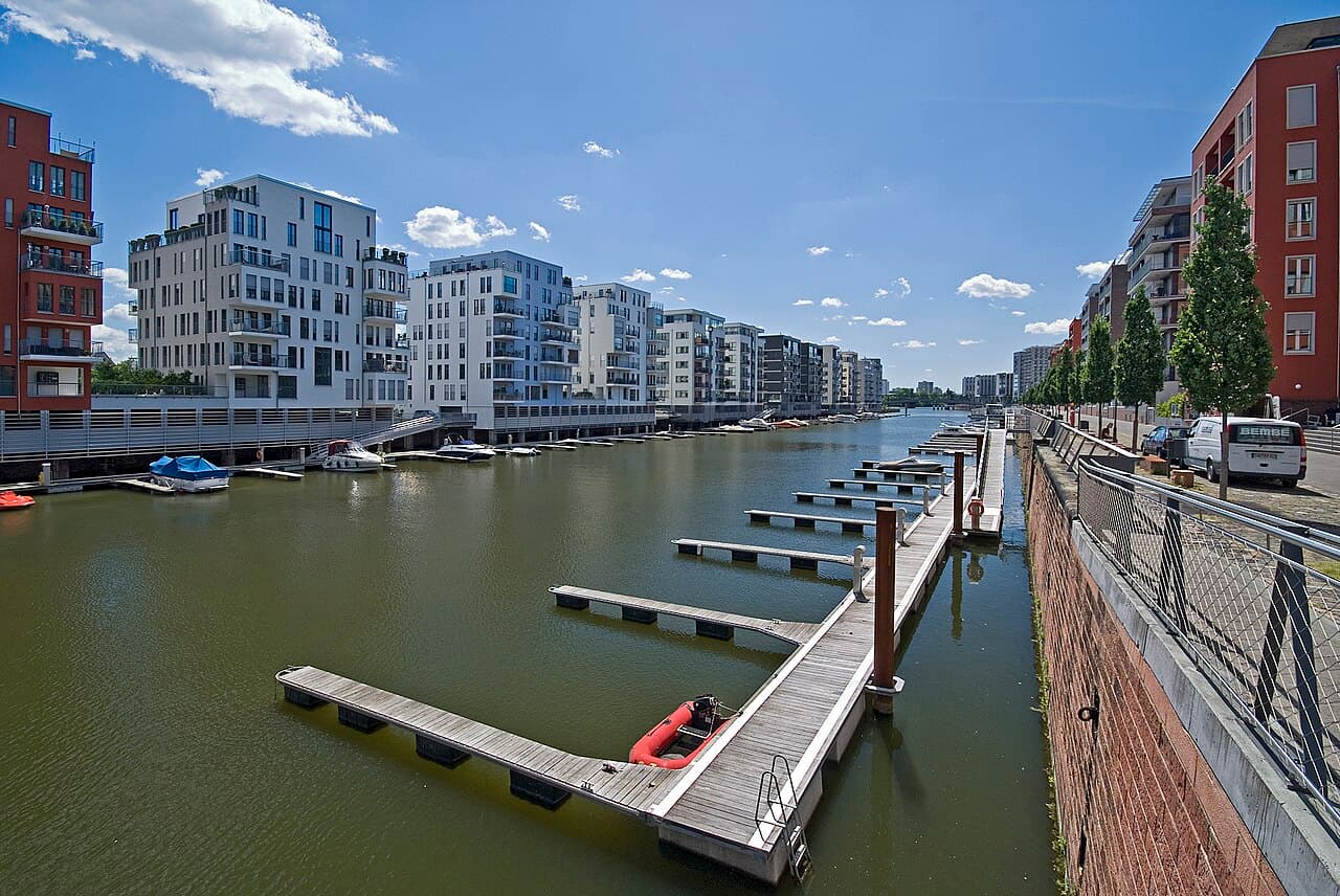 Frankfurt cruise port