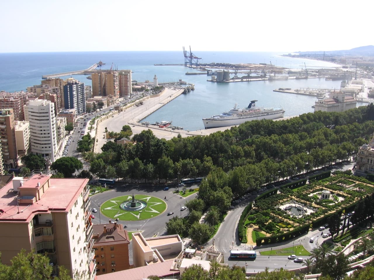 Málaga cruise port