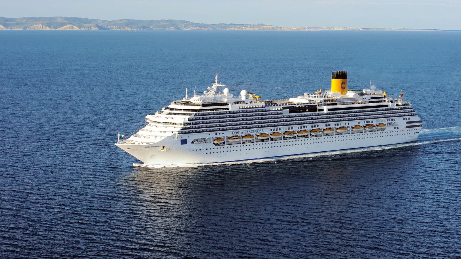 Costa Fascinosa cruise ship