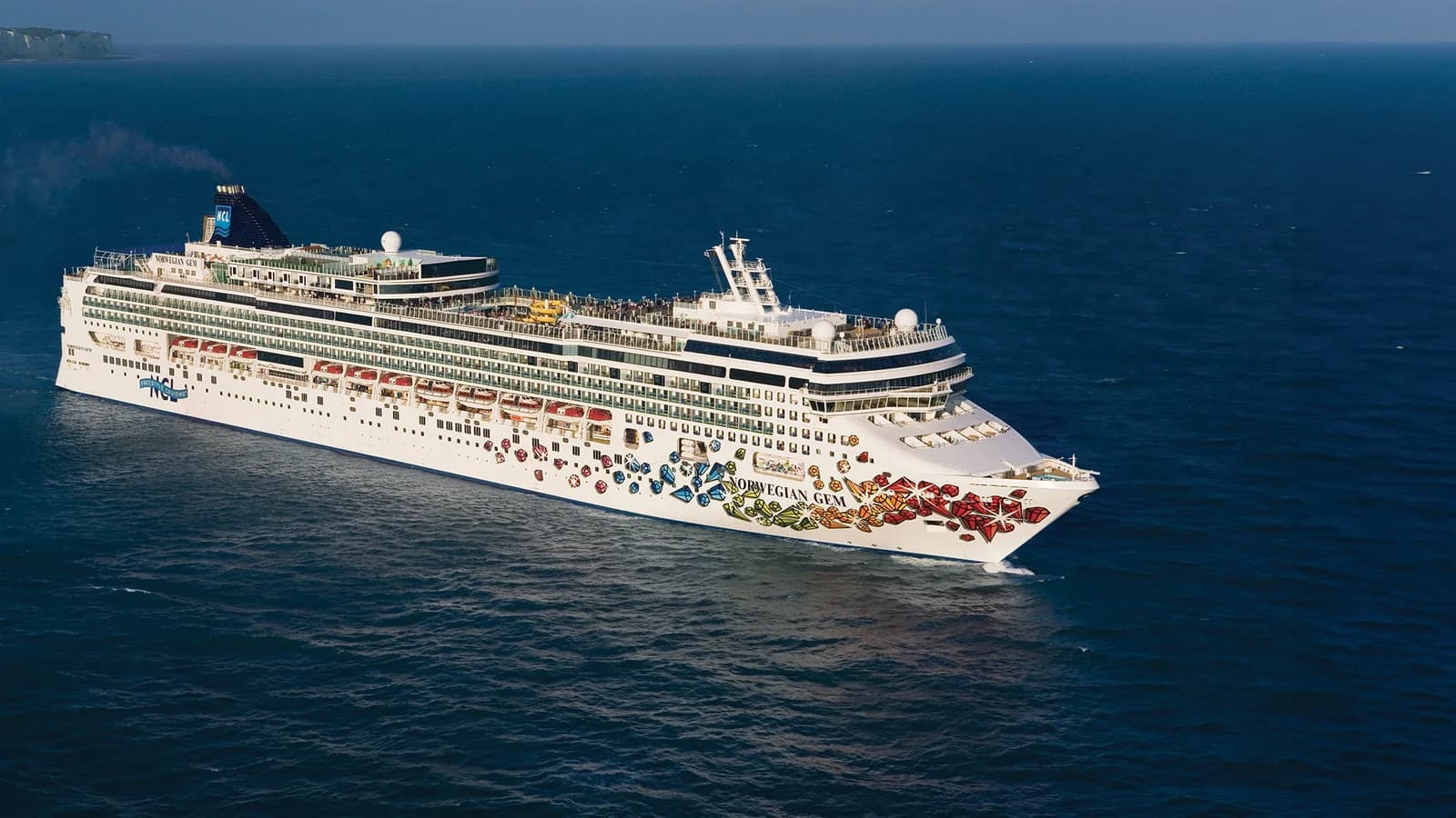 Norwegian Gem cruise ship