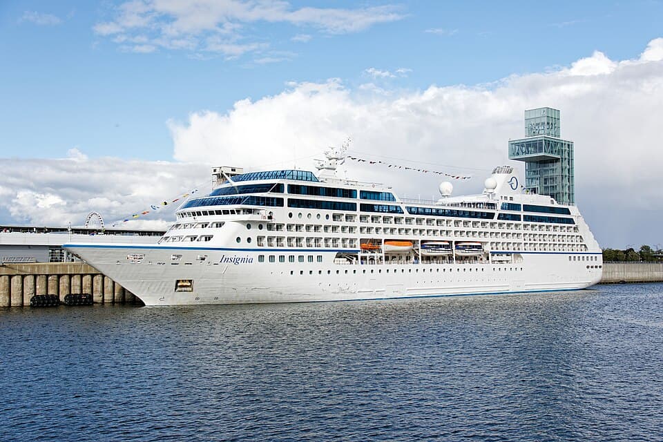 Oceania Insignia cruise ship