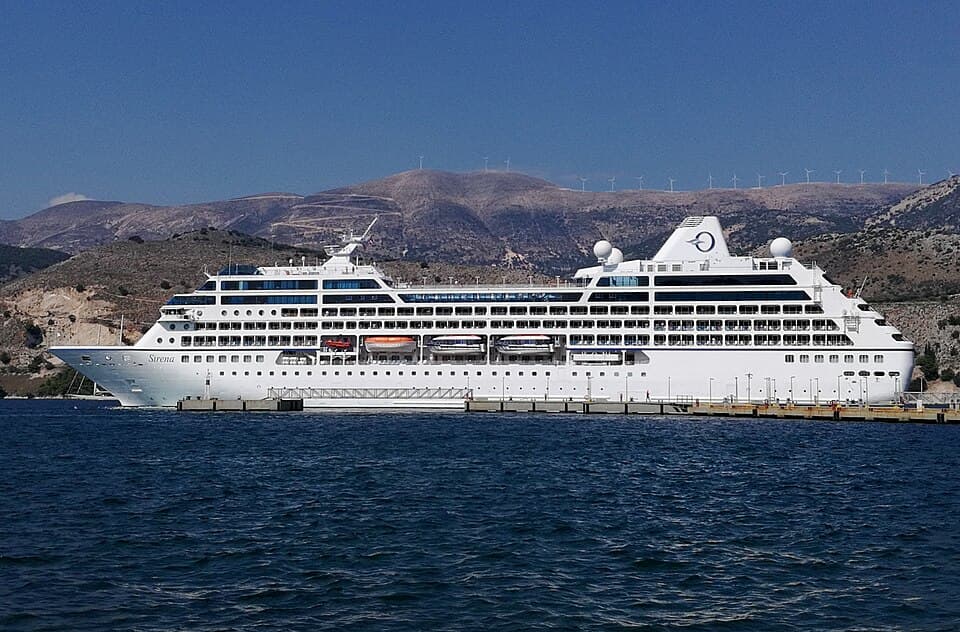 Oceania Sirena cruise ship