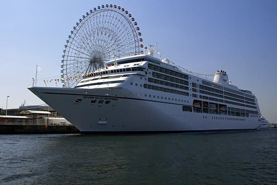 Regent Seven Seas Mariner cruise ship
