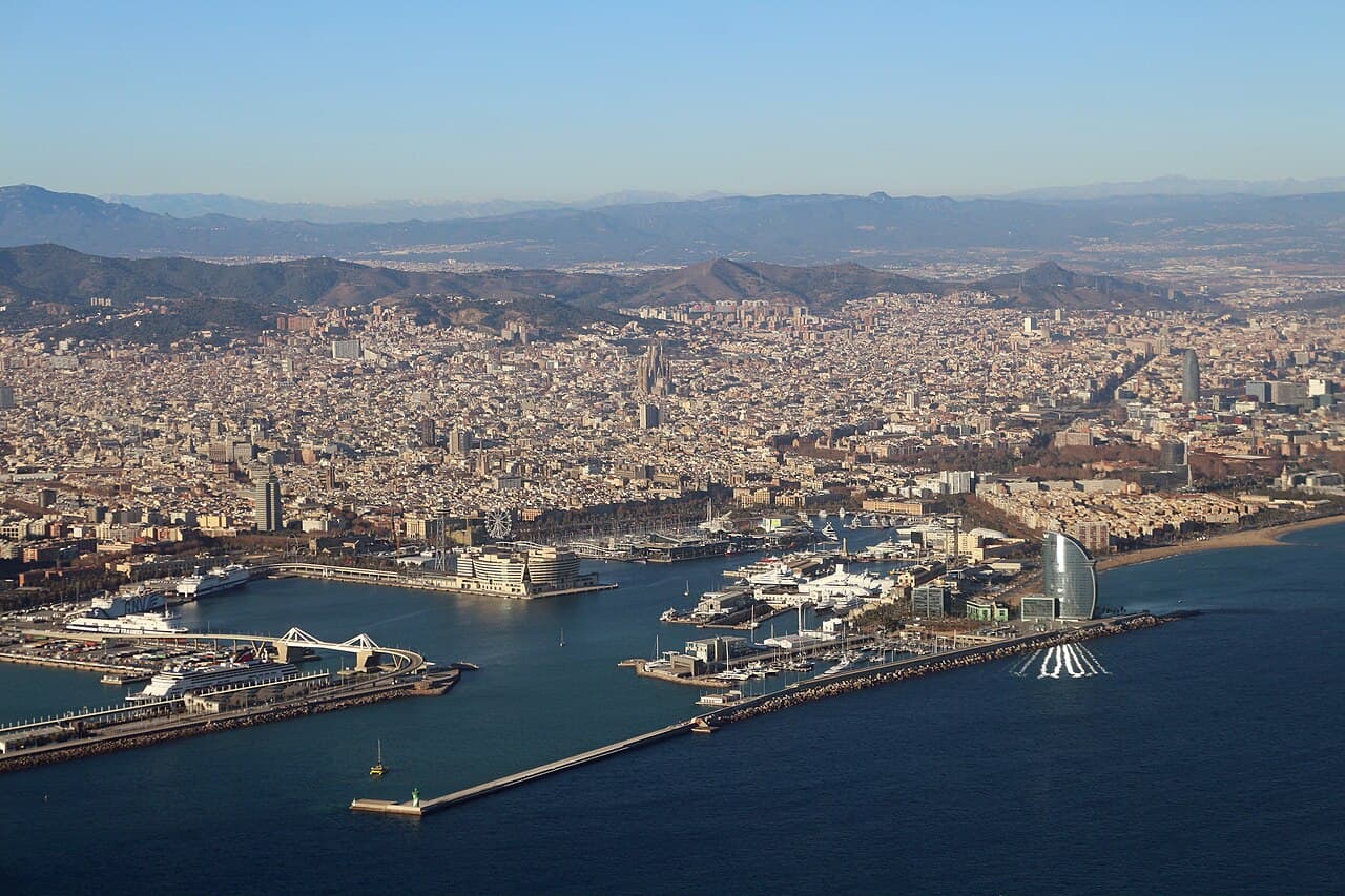 Insignia — 2-night Barcelona & 7-night Iberian Explorer
